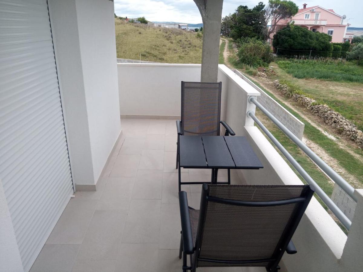 Apartmani Sol Vlasici Đảo Pag Ngoại thất bức ảnh